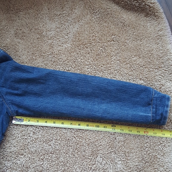 Vintage jean jacket Host Pick🥳 - Picture 8 of 8